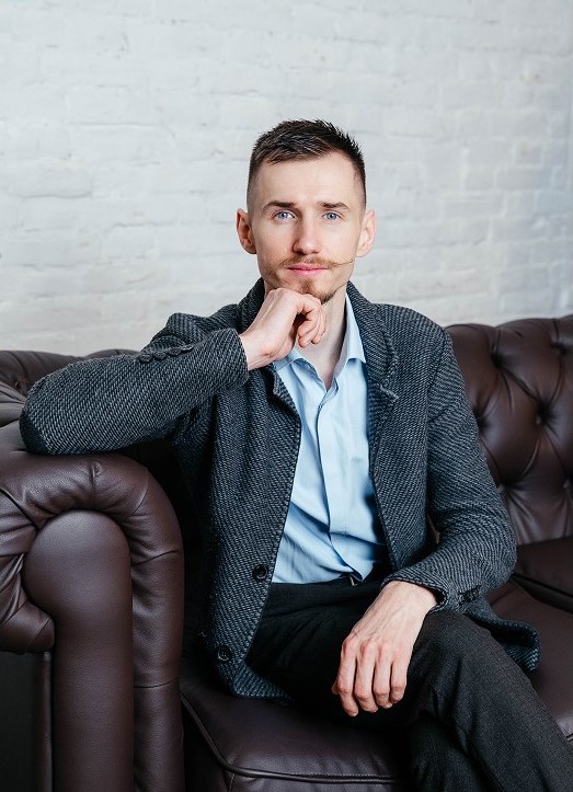 Сергій — партнер АМП Дизайн, консультація клієнта